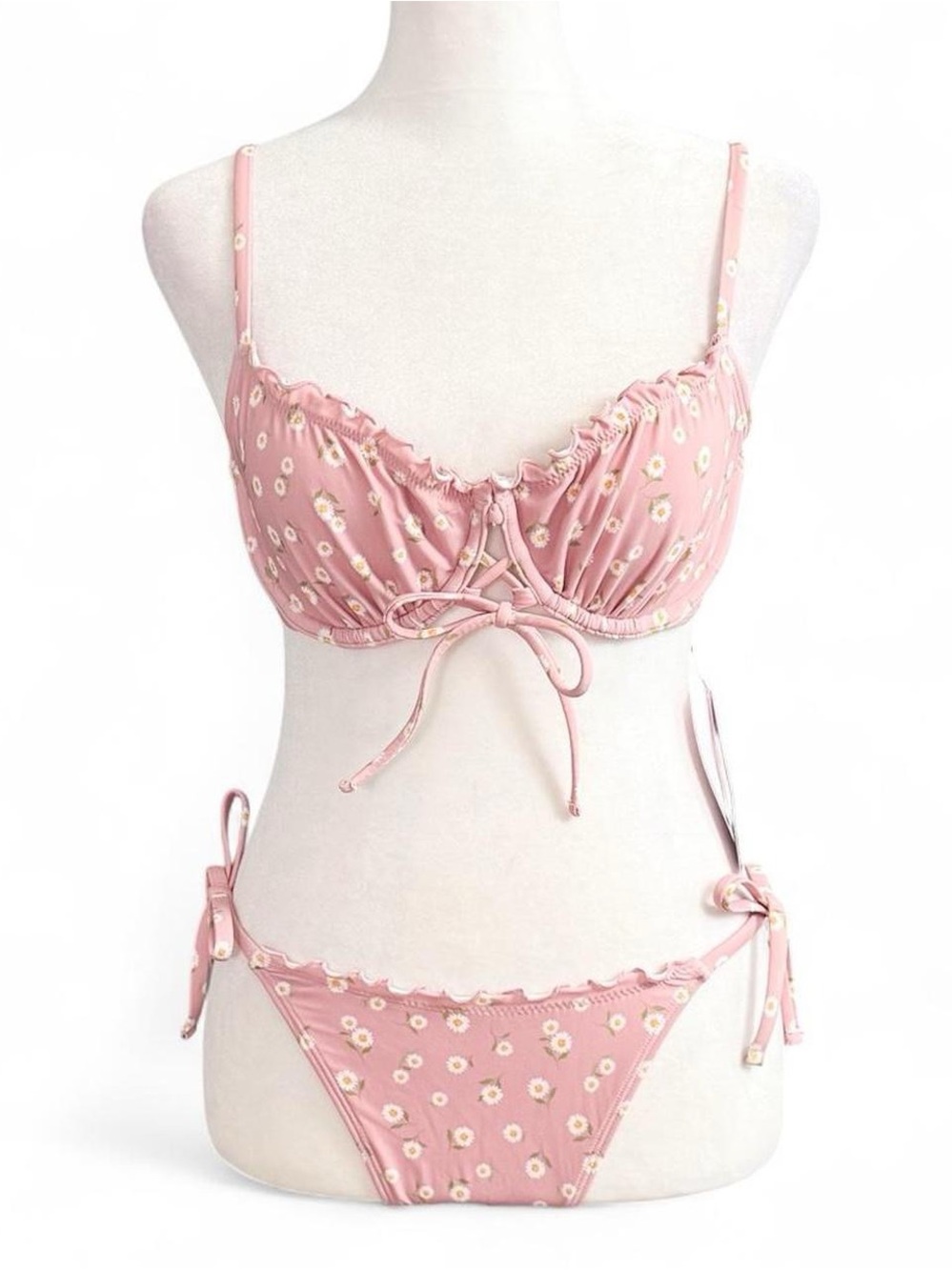 NWT Wild Fable Pink Daisy Floral Bikini Set Size Small Tie Side Swimwear